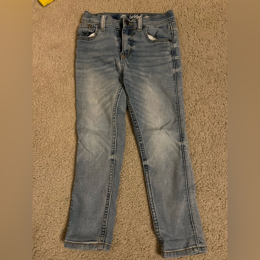 Bundle of 8 Cat and Jack Skinny Jeans plus 2 khaki shorts